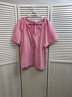 beachlunchlounge Pink Button-Front Gauze Top